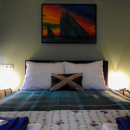 Oosternijkerk The Wee White Hoose B&B 외부 사진
